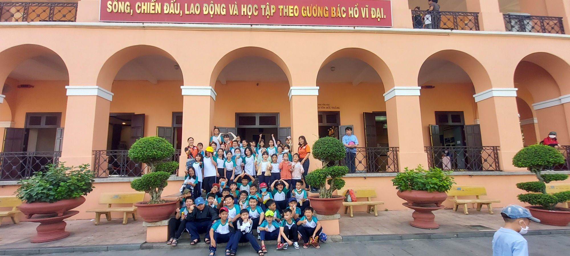 Bến Nhà Rồng 