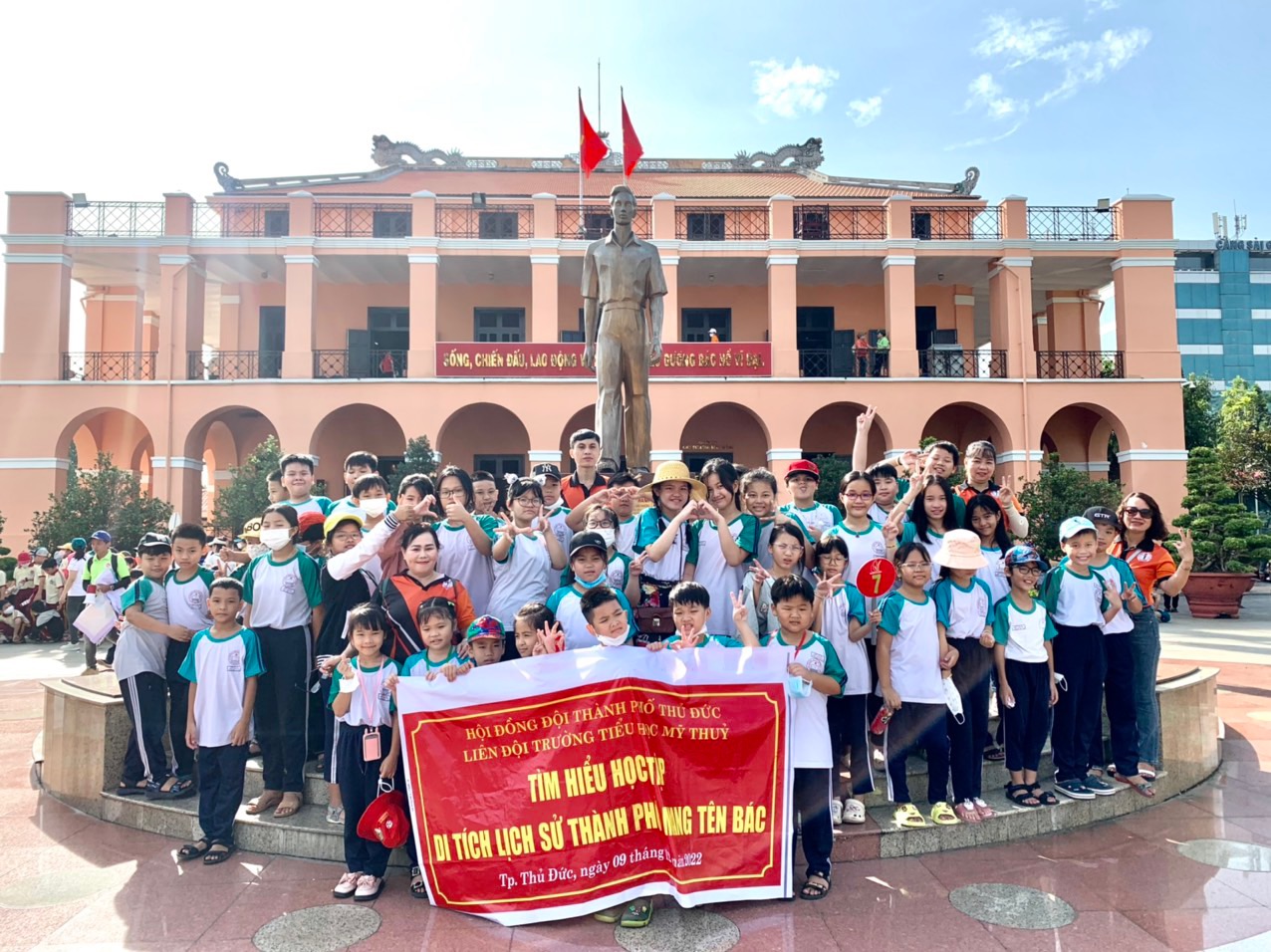 Bến cảng Nhà Rồng , Lanmak 81 