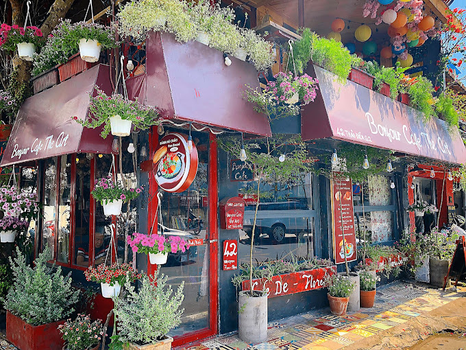 Bonjour cafe the art 
